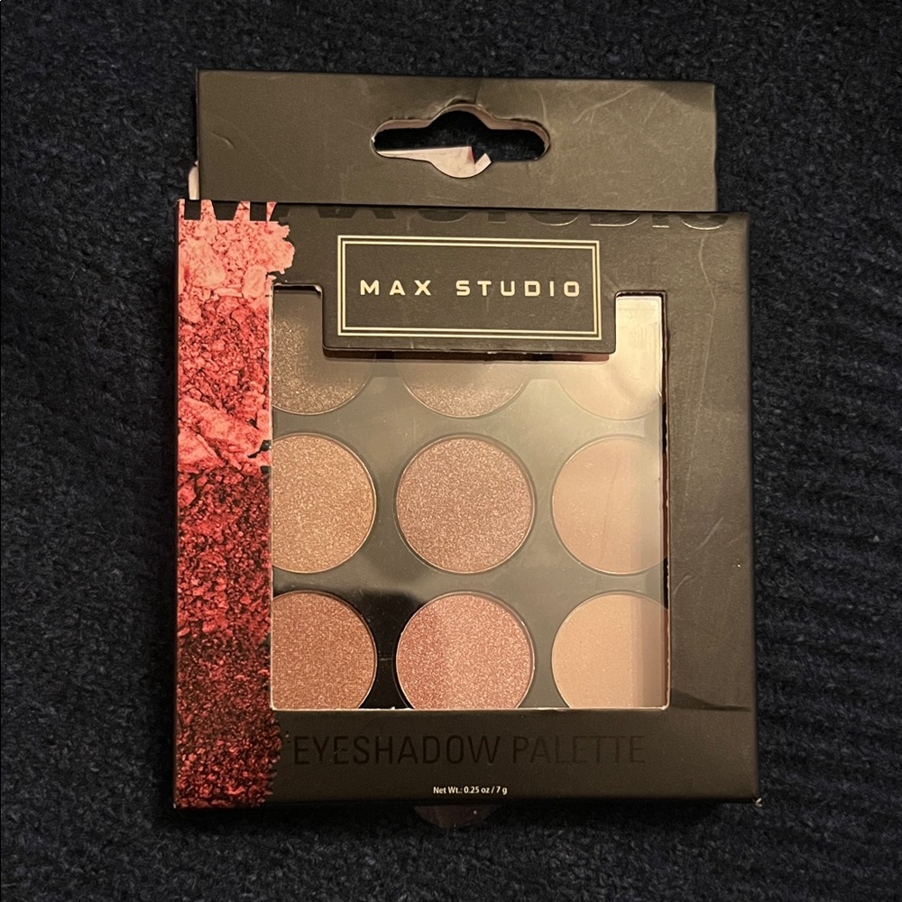 Max Studio Naked Bloom Eyeshadow Palette